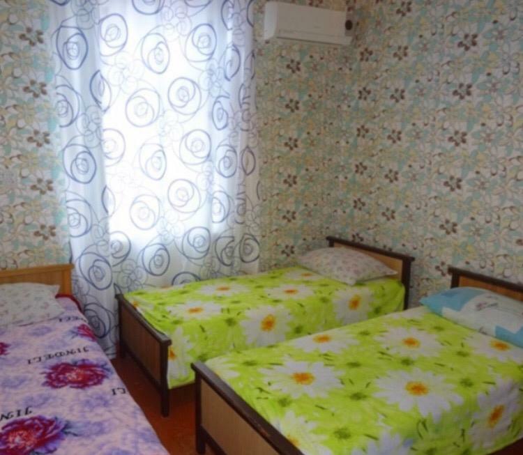 Гостевой Дом Мимоза Gagra Exterior foto
